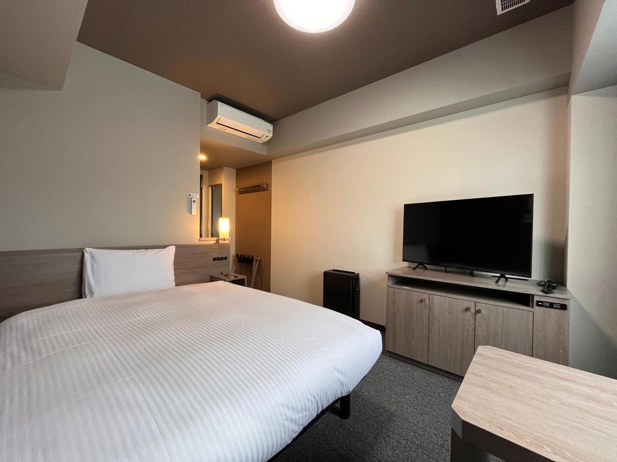 Hotel Route Inn Suzaka Екстер'єр фото