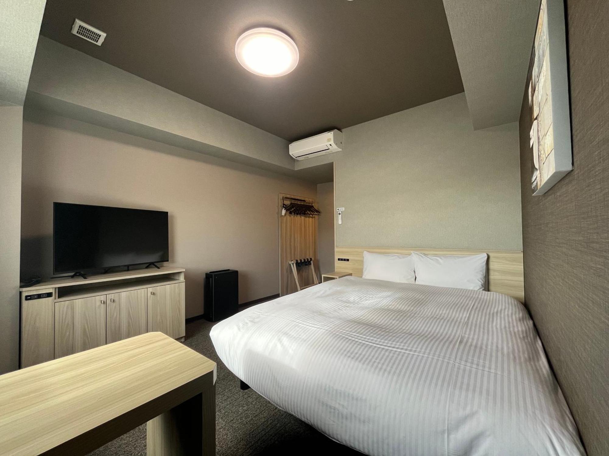 Hotel Route Inn Suzaka Екстер'єр фото